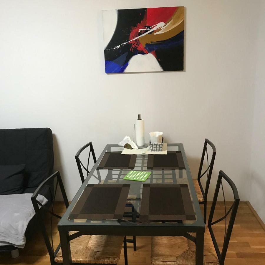 Lg Lovely Apartment Штоккерау Экстерьер фото