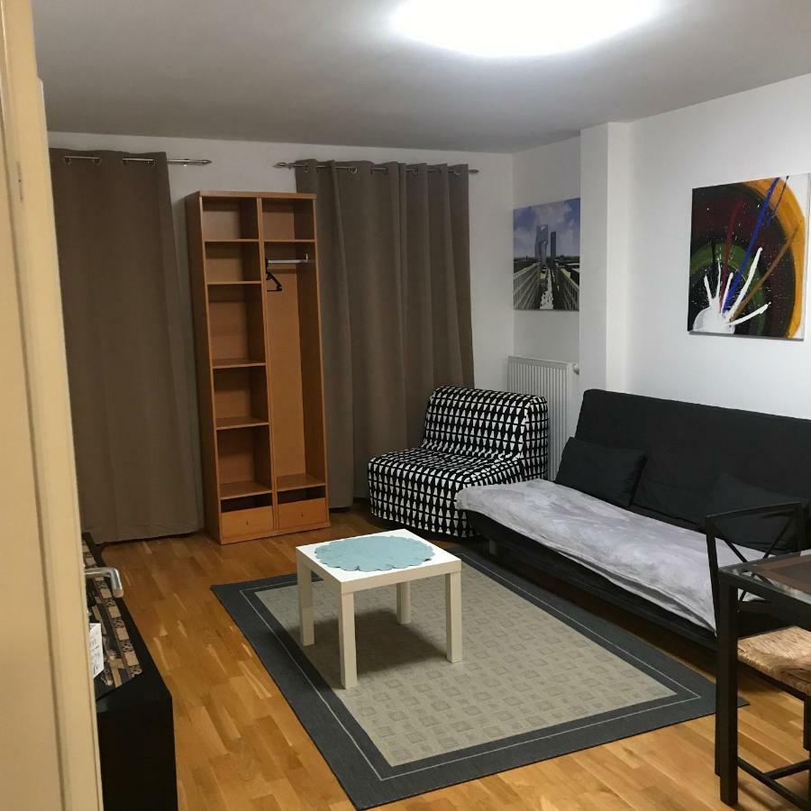 Lg Lovely Apartment Штоккерау Экстерьер фото