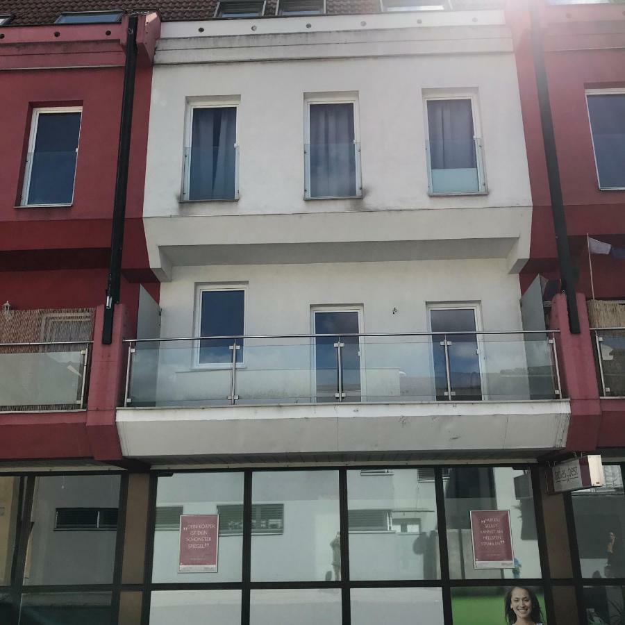 Lg Lovely Apartment Штоккерау Экстерьер фото